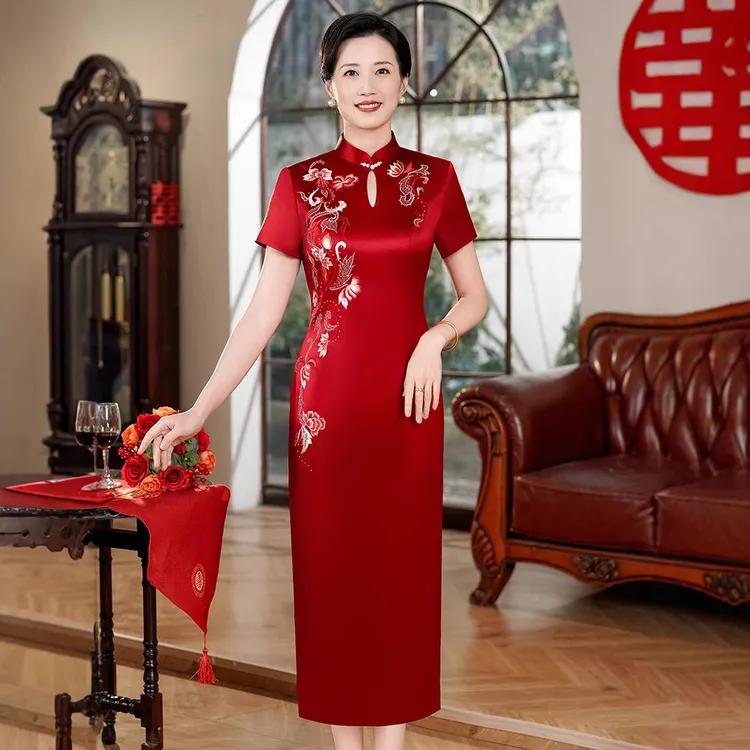 夏季新款喜婆婆婚宴装高端2025夏季新款醋酸中式绣花妈妈礼服旗袍
