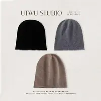 UTWU小敏 「三色冷帽」山羊绒显脸小街头风松弛感针织冷帽 401426