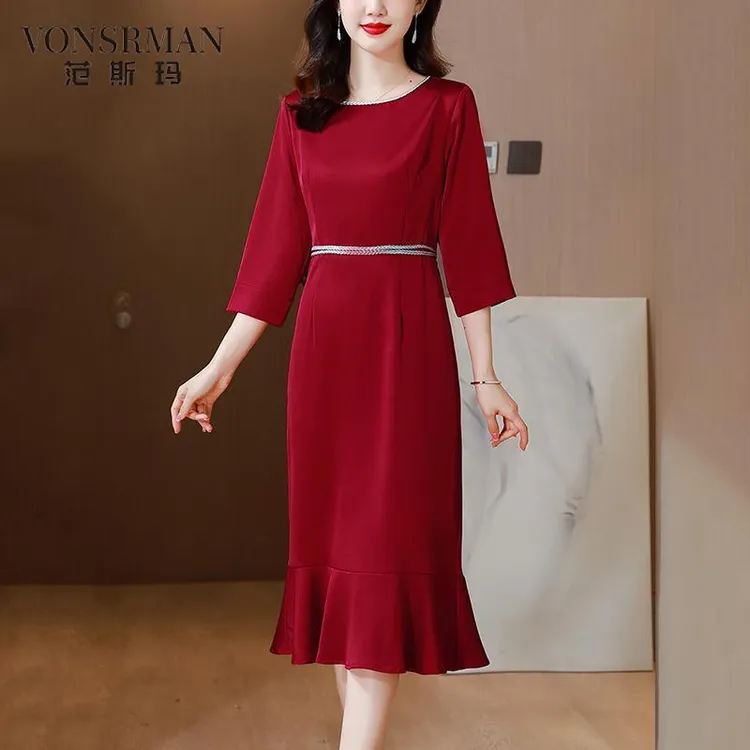 时尚气质婚礼酒红色显瘦洋装2025秋季新款轻奢圆领a字鱼尾礼服女a