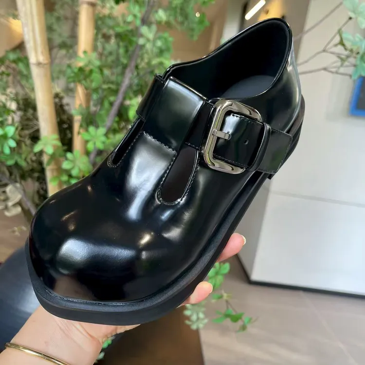 舒适皮带扣乐福鞋圆头英伦风女士鞋