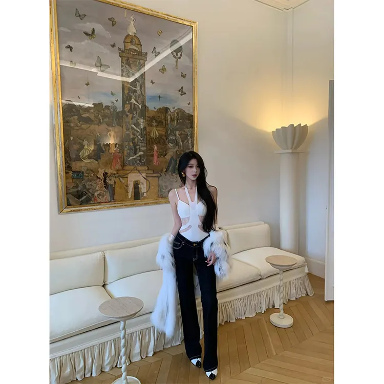 2026春季新款纯欲风性感挂脖设计感蕾丝连体衣百搭牛仔长裤两件套