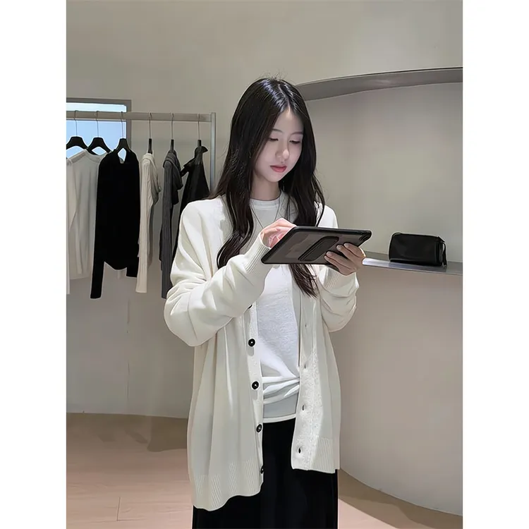 韩系穿搭宽松慵懒松弛感针织开衫外套女外搭秋上衣显瘦半身鱼尾裙
