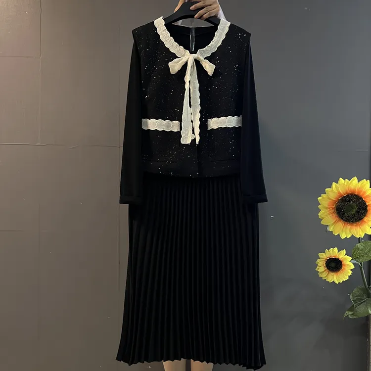 2025新款小香风圆领系带花边马甲百褶裙气质显瘦两件套套装