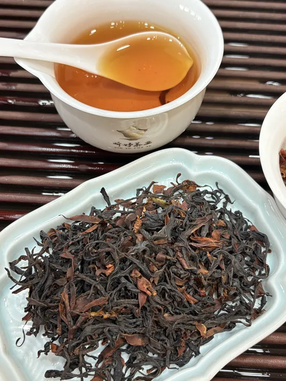 古树晒红 纯芽 回甘 香气持久  唇齿留香 