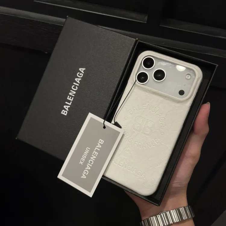 巴黎iPhone17promax手机壳新款潮牌苹果16适用13欧美14复古15半包