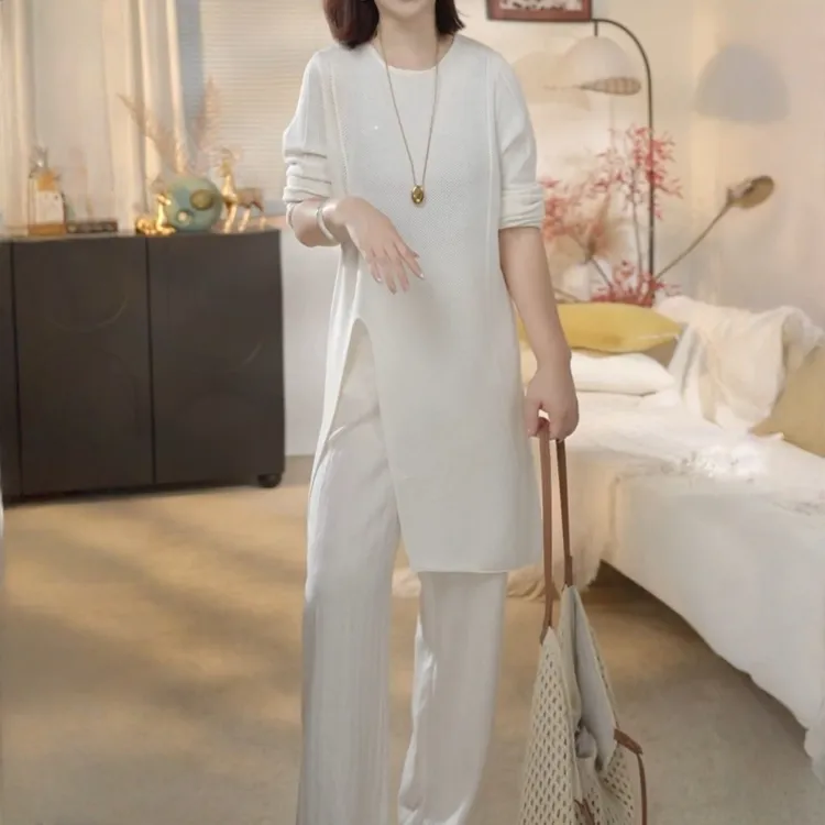设计感时尚气质百搭纯色针织连衣裙女2025早秋新款宽松显瘦毛衣裙