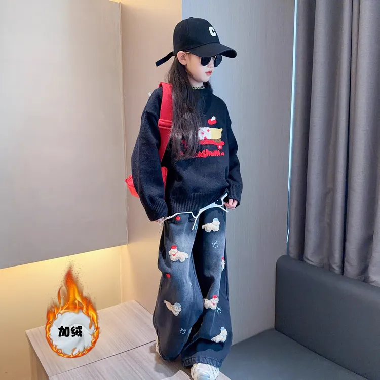 腊肠狗重工毛巾绣宽松毛衣女童秋冬款洋气针织衫一体绒直筒牛仔裤