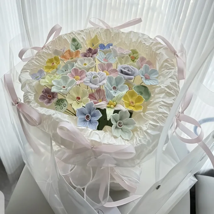 可爱KT猫陶瓷花束冰淇淋桶成品生日七夕惊喜礼物送男女友闺蜜惊喜