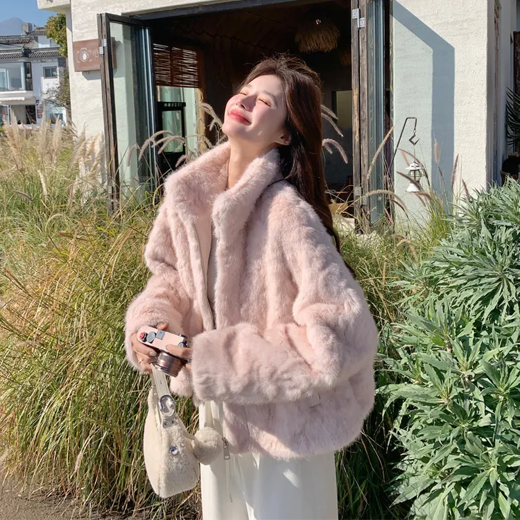 冬季复古轻奢千金风仿皮草外套2026新款氛围感优雅气质毛绒绒棉衣