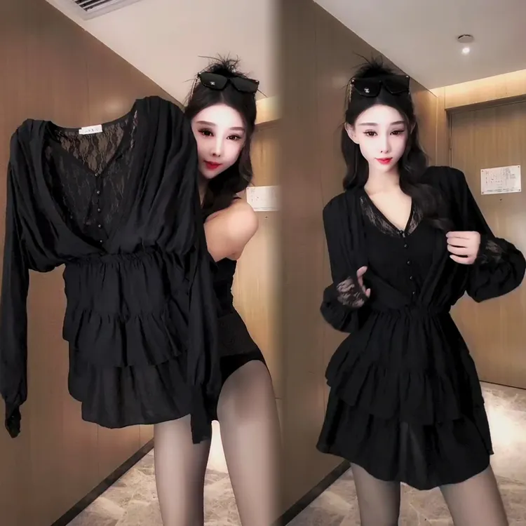 2025冬季新款收腰优雅设计感气质拼接优雅高级感蕾丝镂空连衣裙