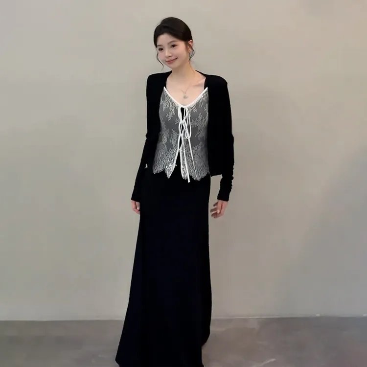氛围感蕾丝拼接绑带假两件针织上衣秋冬季新款赫本风吊带裙套装女