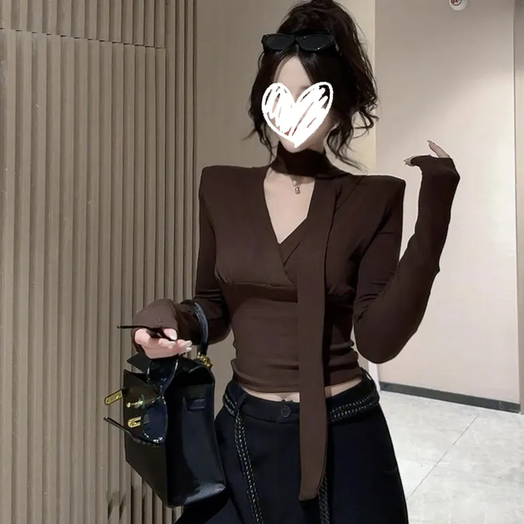 纯欲V领系带交叉长袖T恤女2025秋季新款打底衫女款爆款2025新款