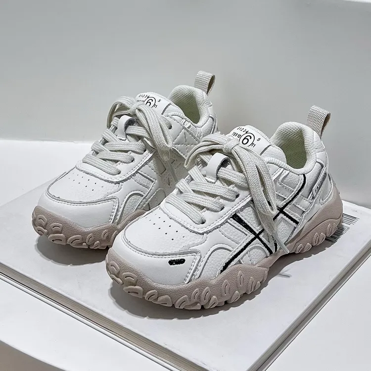 男童板鞋2026春款儿童老爹鞋软底防滑女童轻便鞋子魔术贴3-12岁鞋