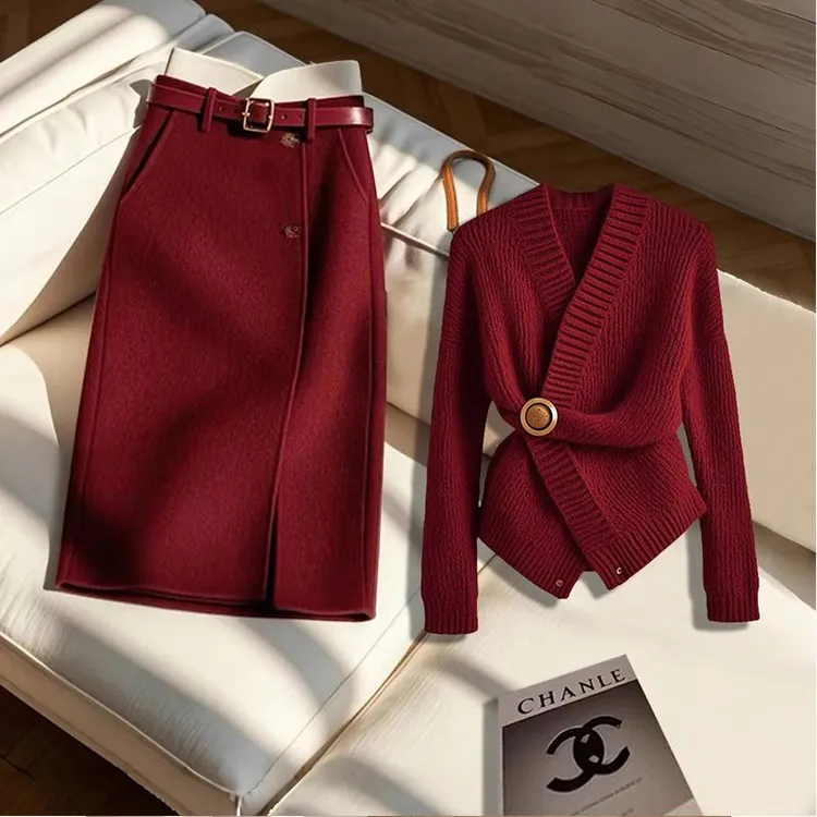 秋冬套装女2025新款气质高级设计感针织衫时尚绝美半身裙两件套装