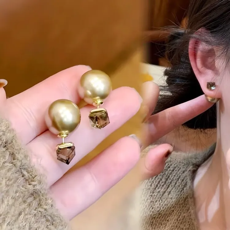 铜合金耳饰 一款两戴香槟色珠珠方糖耳钉秋冬气质新款耳饰-E89