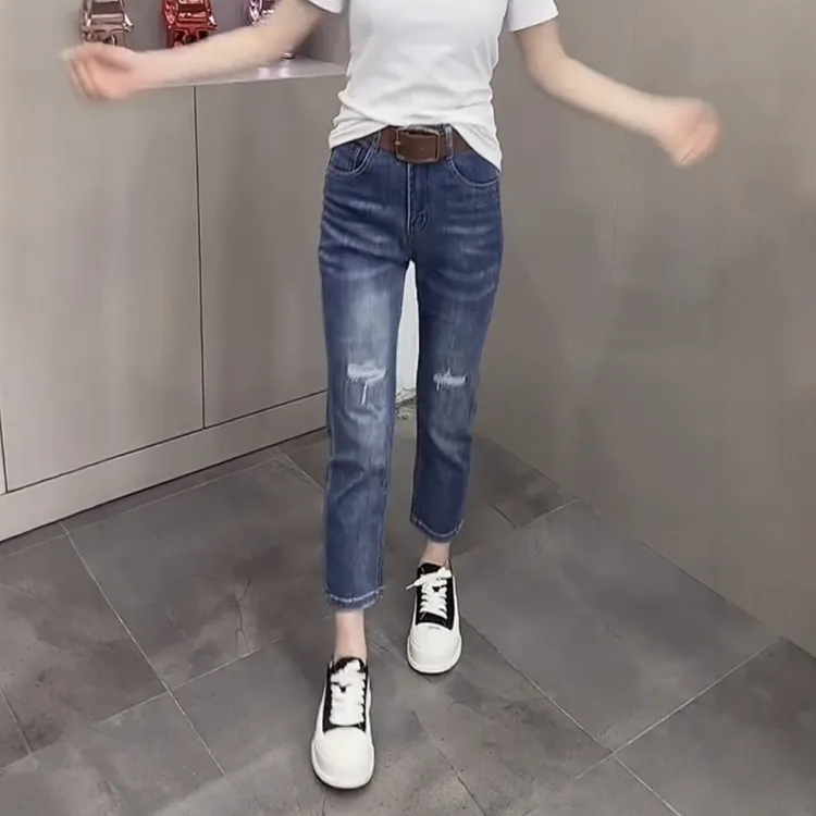 大码女装弹力百搭直筒窄版牛仔裤2025年新款显瘦八分烟管裤女款