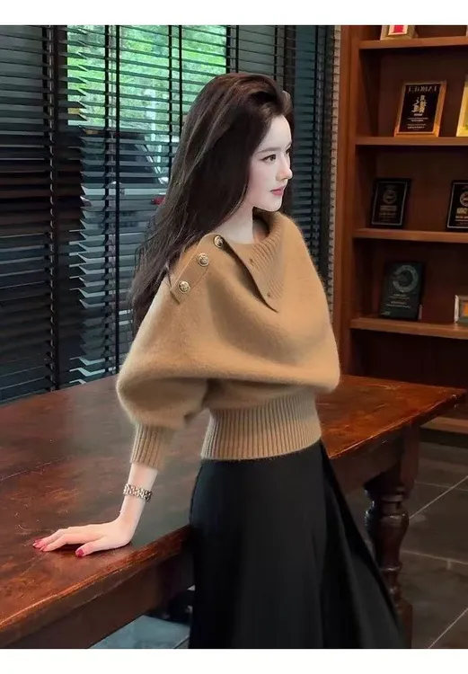 2025新款秋冬时尚轻熟气质淡人高知穿搭氛围感巨好看棕色针织上衣