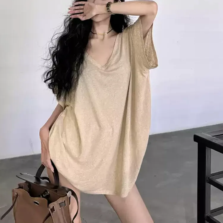 大码v领休闲垂感宽松短袖t恤女2025新款夏季胖mm显瘦内搭打底上衣