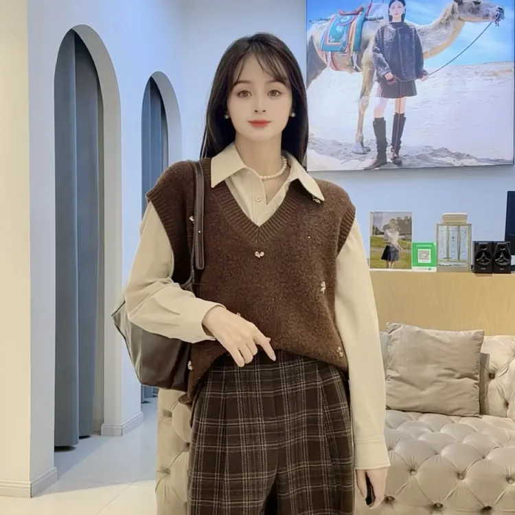 C.crlu 可路莎 手工订钻毛衫背心 25冬新款