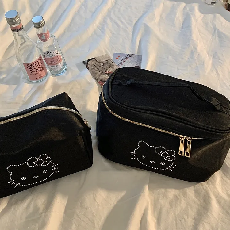丝绒烫金kt猫化妆包大容量高级简约小清新 旅行黑色手提收纳包女