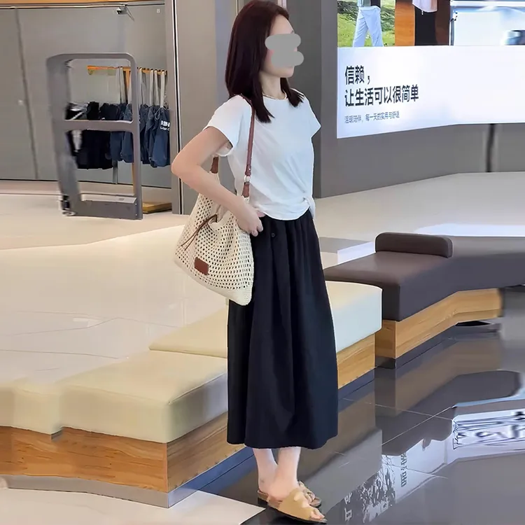 2025超火一套夏装设计感时尚收腰T恤女高腰显瘦休闲半身裙两件套