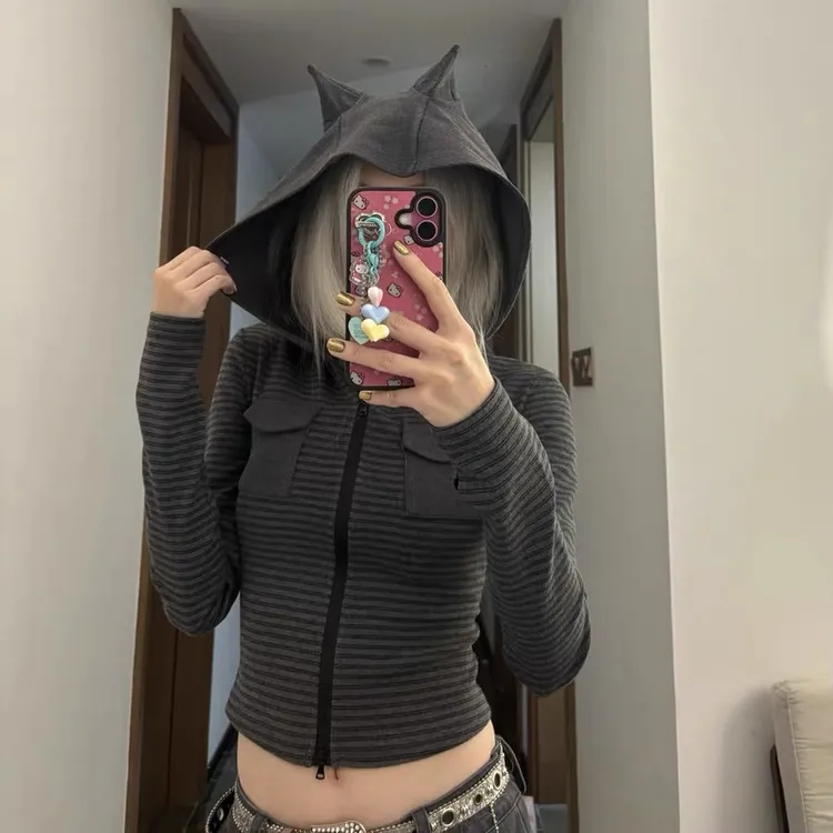 美式复古条纹暗黑风连帽衫女2025秋季新修身显瘦短款开衫上衣外套