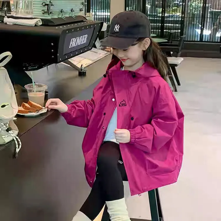 有夹棉可选女童装春秋装外套2025新款韩版中大儿童连帽冲锋衣加厚