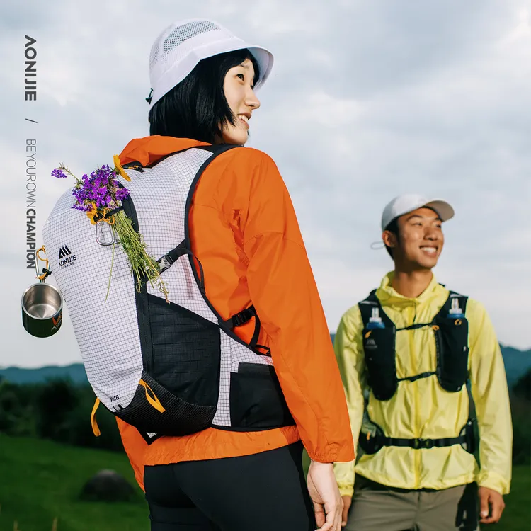 徒步背包男户外专用登山包马拉松越野跑轻量化双肩背包女