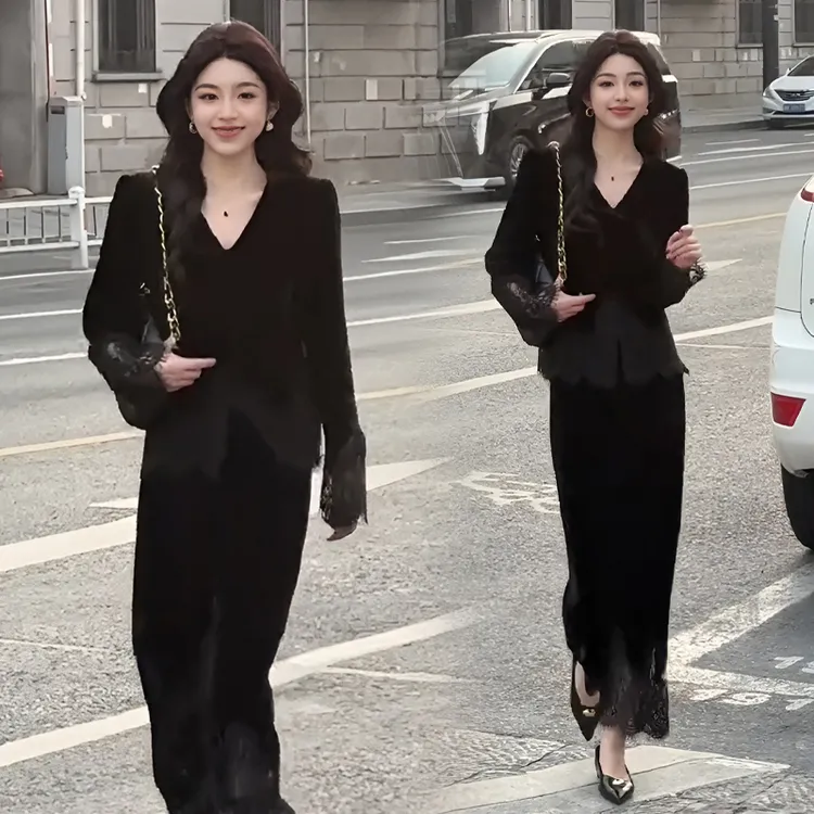 春秋2025新款法式黑色轻熟V领蕾丝拼接上衣显瘦高腰半身裙两件套