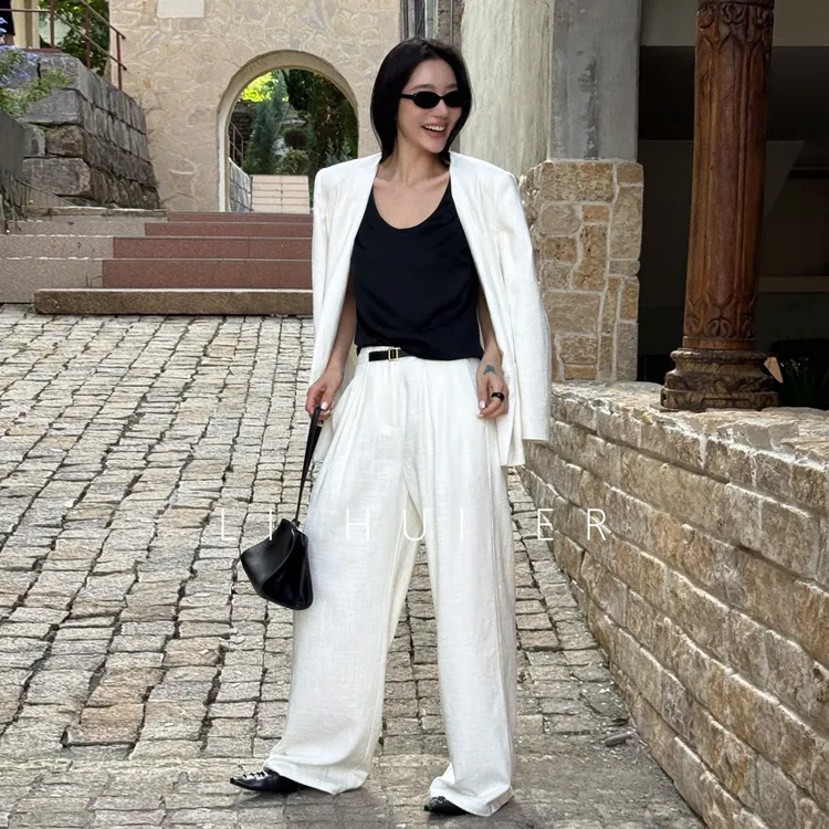 LiHuiEr李慧儿【理予】2025高级设计小众白色上衣外套HNE019