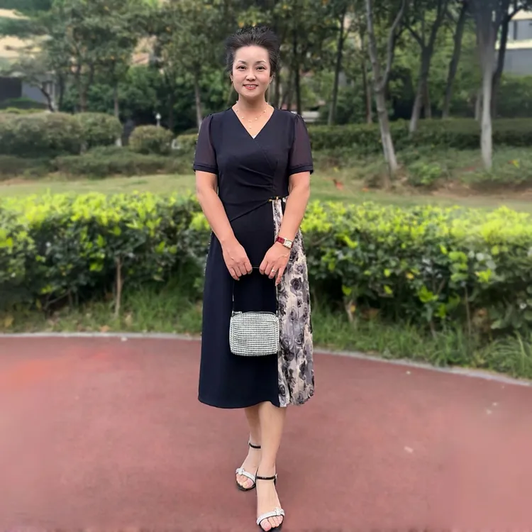 妈妈气质连衣裙2025新款长裙夏季夏装裙子洋气母亲节服装中老年女