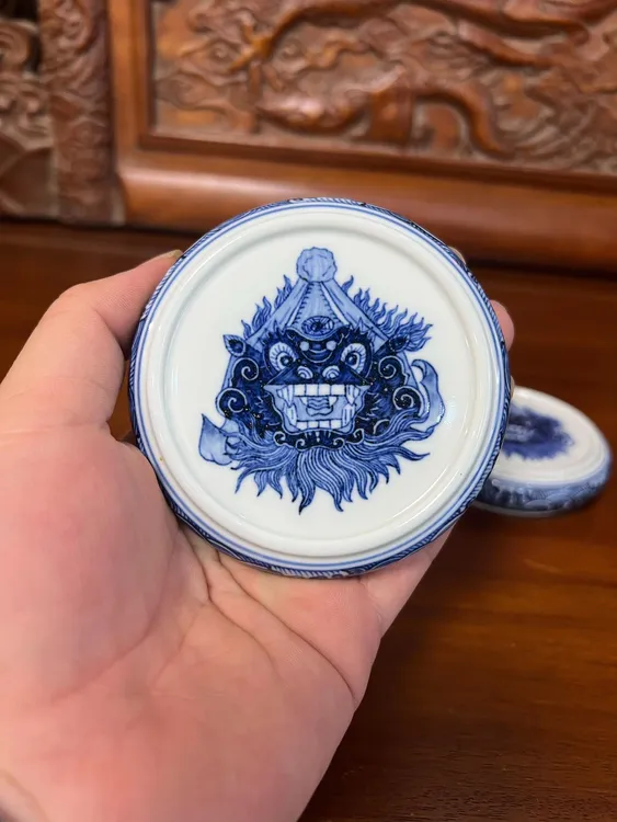 海陆丰麒麟景德镇手绘青花盖置杯垫