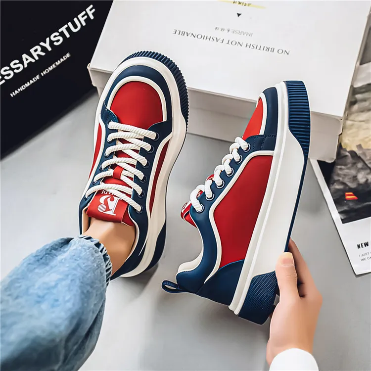 男鞋2025新款春秋季休闲运动黑色潮鞋百搭增高小众青少年厚底板鞋