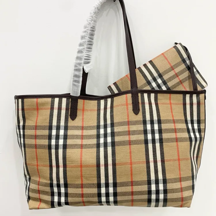 新款女士格子控单肩腋下包手提购物袋托特包休闲百搭妈咪包大容量