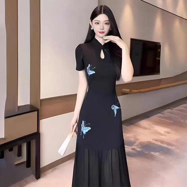 新中式气质蝴蝶时尚收腰连衣裙女2025夏季新款高级感短袖包臀长裙