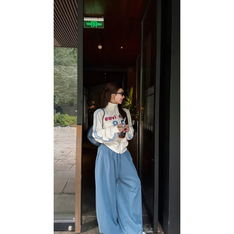 YEER·SHOP【韩女体验卡～】爷儿秋季韩女百搭新款白色字母卫衣外套