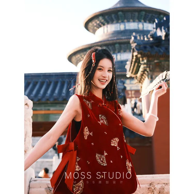 MOSS STUDIO【福禧花叙】新中式原创绣花丝绒系带马甲+鎏金半裙