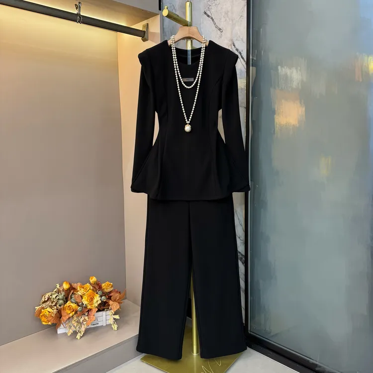 2025秋冬加绒显高显瘦纸片人加绒通勤风老钱风大码套装1817