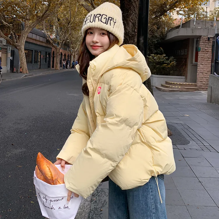 学院风短款连帽羽绒服女2025冬季新款小个子高级感白鸭绒面包服潮