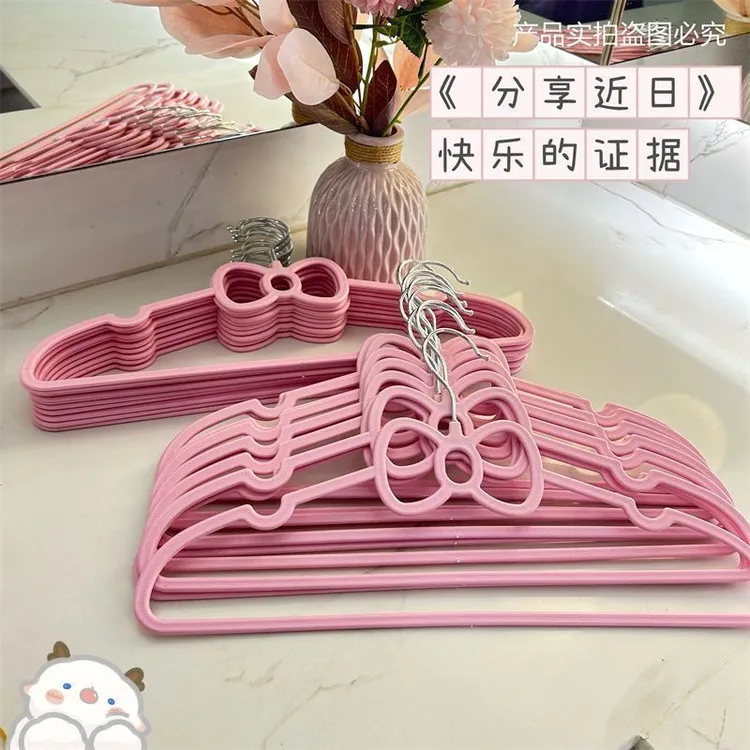 爱心蝴蝶结塑料少女衣架创意学生宿舍晾衣架无痕可爱防滑衣撑家用