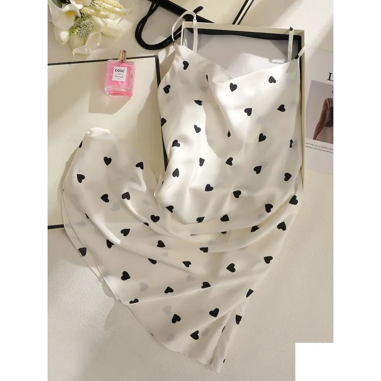 2025新款黑桃心纯欲风睡衣女夏季天冰丝绸大码性感吊带睡裙甜美薄