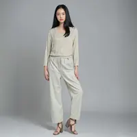 Q02   女款休闲内搭长袖T恤