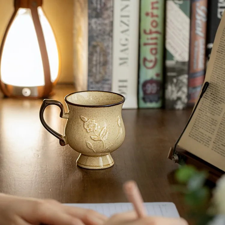 家用浮雕中古风陶瓷高脚杯茶杯高端咖啡杯精致法式复古水杯马克杯
