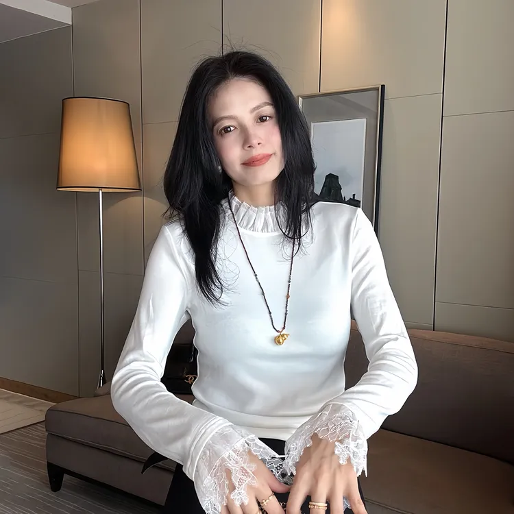 欧货蕾丝花边修身长袖T恤女秋冬新款百搭漂亮白色圆领打底衫上衣