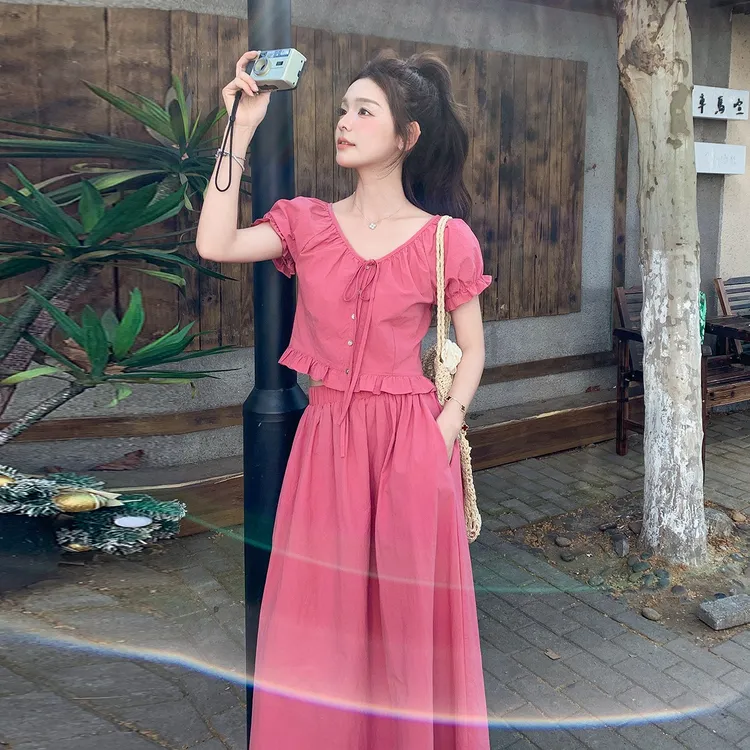 粉色温柔风泡泡袖上衣套装裙女夏新款甜妹绝美木耳边半身裙两件套