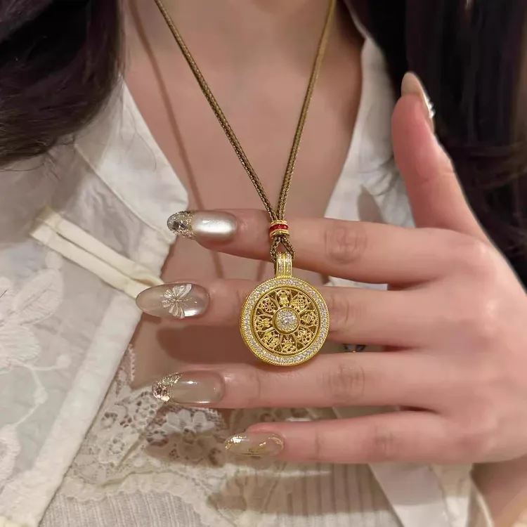 铜合金项链 新款可转动八罗宝盘吊坠女编绳平安扣项链高级感小众