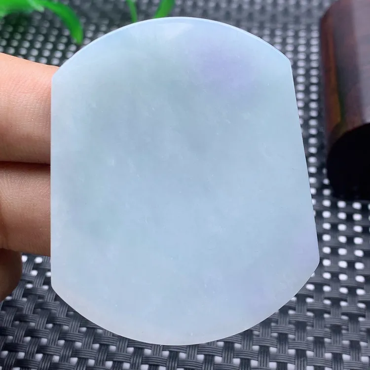 缅甸A货天然翡翠玉佩春彩淡紫浅绿色平安无事牌吊坠白色灰色冰透