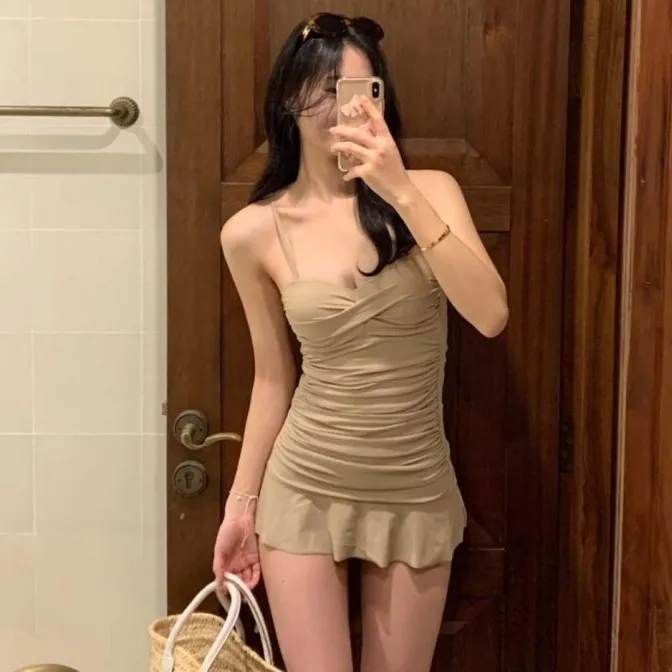 ZiRu法式保守气质裙款遮肉显瘦钢托聚拢大小胸连体女式遮肉泳衣