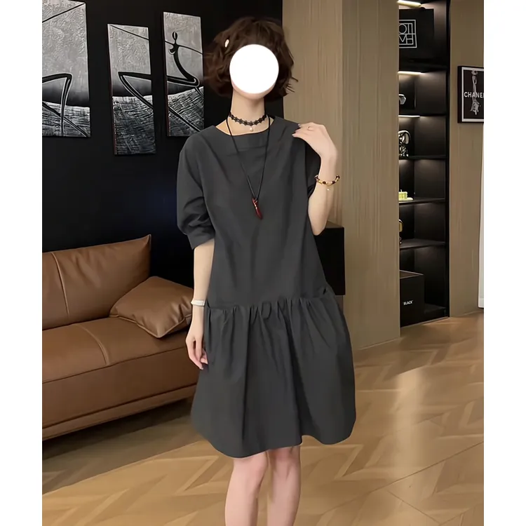 梨形身材高级感穿搭黑色连衣裙女夏季新款设计感宽松显瘦短袖中裙