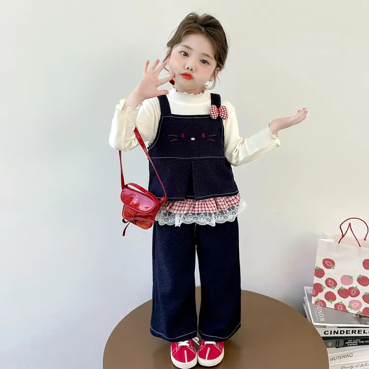 女童秋套装2025新款洋气时髦儿童牛仔马甲春秋款中小童早秋三件套